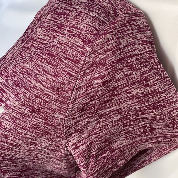 Under Armour ladies v-neck short sleeve top SET XS - Picture 5 of 12